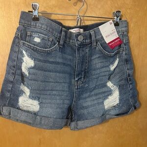 So High-Rise Mom Short NWT 9